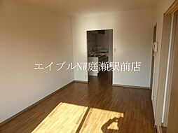 居間