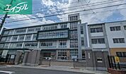 岡山市立鹿田小学校 130m