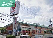 マルナカ中井町店 439m