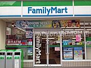 ファミリーマート岡山岩田店 140m