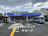 周辺：ローソン寝屋川高柳1丁目店 徒歩4分。 290m