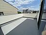 室内：＼同仕様写真／おうちでBBQを楽しんだり家庭菜園やワンちゃんの日向ぼっこスペースとしても使え、ご家族の思い出づくりに＋αの働きをしてくれます
