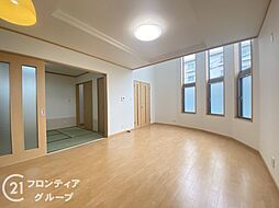 居間