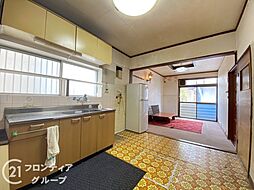 居間