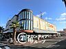 周辺：日常のお買い物に欠かせないスーパー「コノミヤ枚方店」が徒歩圏内。食材や日用品が豊富に揃い、お仕事帰りや休日のお買い物にも大変便利で重宝します。 790m