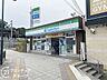 周辺：ファミリーマートJR長尾駅前店 徒歩6分。 440m
