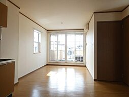 東武日光線 合戦場駅 3.8kmの賃貸アパート 2階2LDKのリビング/ダイニング