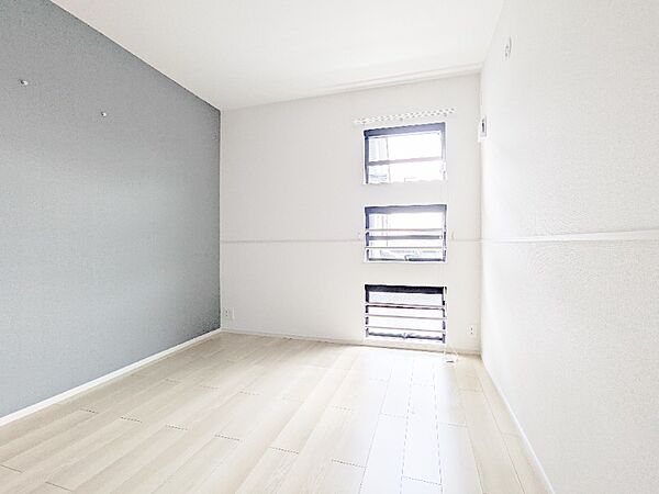 apartment 栃木県小山市東城南４丁目28-3　関口ビル1階