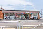 セブンイレブン小山若木町店 321m