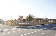 いちご保育園 741m