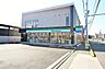 周辺：ファミリーマート豊橋南栄駅前店 383m