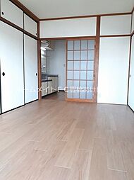 居間