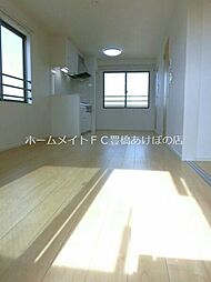 居間