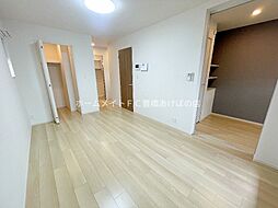 ヒカルサ豊橋東田町II 2階1LDKのリビング/ダイニング