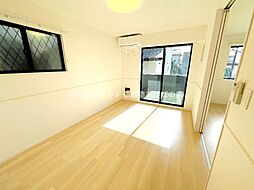 グランツ・マルシバ6 1階1LDKのリビング/ダイニング