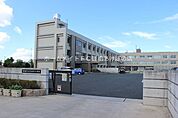 豊橋市立吉田方小学校 1016m