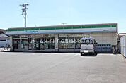 ファミリーマート豊橋松井町店 171m