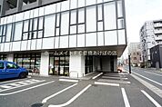 セブンイレブン豊橋東小田原店 398m
