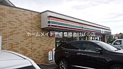 セブンイレブン豊橋仁連木町店 181m