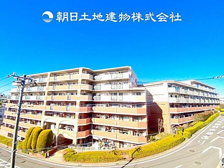 【外観写真】その家から感じられる、気品・上質・重厚感・極細やかさ、そのすべては見た者に安らぎを与える特別な空間です。ここに住むからこそ意味がある。すべての(始まり)をここから迎えましょう。