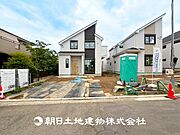 【外観写真】時代の流行ではなく拘りを貫く。シックなカラートーンで街並みに溶け込む外観は、主張し過ぎず、かつ平凡ではない絶妙なバランスで輝きを放ちます。