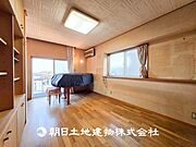 【居室】ご自宅で快適に過ごす条件は、一人ひとり違います。個性が強すぎないシンプルな内装とシンプルなデザインで統一しております。居住していく中であなただけの【幸せマイホーム】を創り上げて下さい。