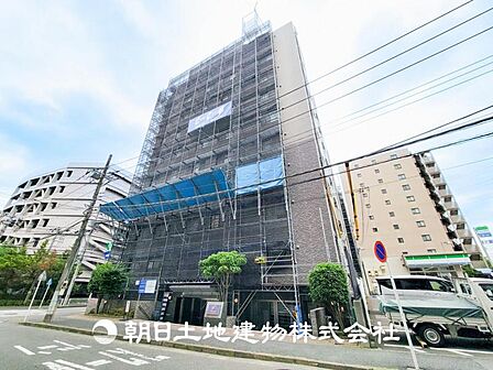 【外観写真】太陽に愛された家。陽当り・通風に優れた魅力的で快適さを追求した住宅です。ここに住むからこそ意味がある。そんな特別感に浸りながら、毎日をお過ごし下さい。