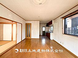 居間