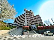 【外観写真】表現された空間はたくさんの光を浴び、風を感じ、暮らしの時間を豊かにしてくれます。