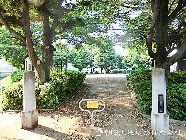 周辺を拡大表示