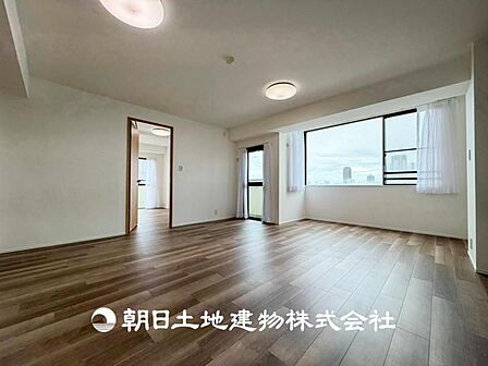 【リビング】家族や友人との時間など1番多くの時間を過ごす空間だからこそ快適な空間を目指してプランニングしました