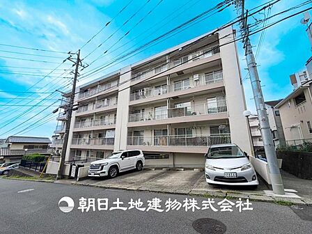 【外観写真】時間のゆとりと空間、爽やかな陽光がもたらす光と風を贅沢なまでに感じる暮らしがここに始まります。