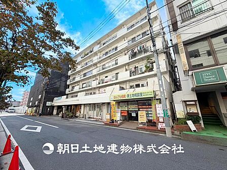 【外観・立地】表現された空間はたくさんの光を浴び、風を感じ、暮らしを豊かにしてくれます。家族の思い出を刻んでいきます。