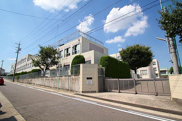 画像24:名古屋市立平針中学校 632m