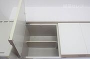 キッチン上の収納です