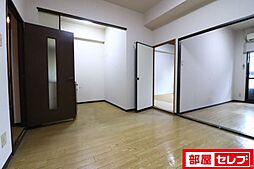 居間