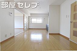 アビタマルフク III 2階2LDKのリビング/ダイニング