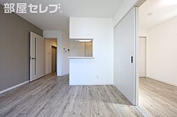 居間