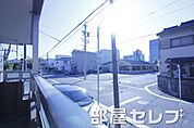 駅近なのに閑静な住宅街。