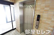 エレベーター。