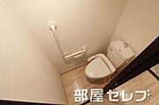 温水便座付きのトイレです。