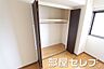 収納：各部屋に収納あります。他号室の写真です。