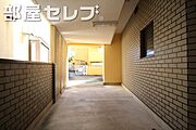 エントランス付近。