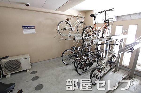 画像22:自転車置き場。