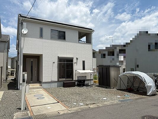 外観 岩出市曽屋　南向き・太陽光発電・蓄電池付き