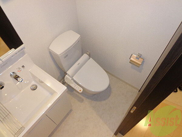 画像11:ウォシュレット標準装備のきれいなトイレです。