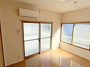 別部屋写真でございます。