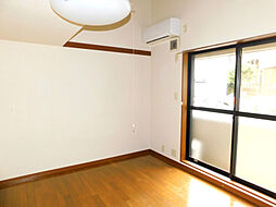 アーバンヒルズ赤塚 102 1階1Kのリビング/ダイニング