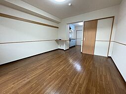 シティコートII 107 1階ワンルームのリビング/ダイニング