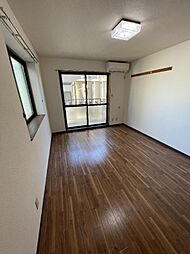 ミルキーウェイ3ｒｄ 105 1階ワンルームのリビング/ダイニング